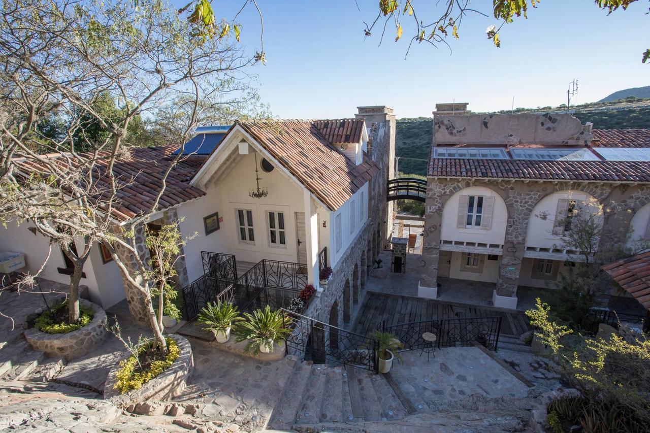 Hotel De Piedra Bernal Exterior photo